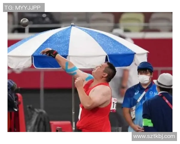 中国运动员夺金后比心观众:这一幕太暖了 中国运动员夺金后比心观众:这一幕太暖了